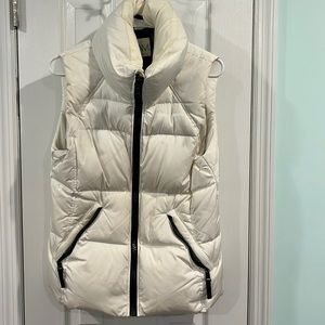 White sam puffer vest. Lightly worn